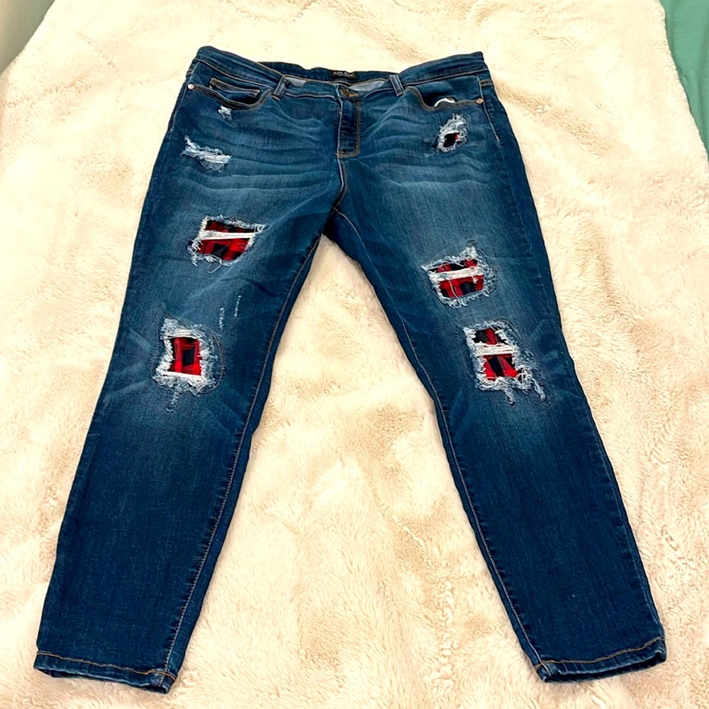 5 for $40 Judy Blue 3X Skinny Fit Midrise Buffalo Patch Jeans